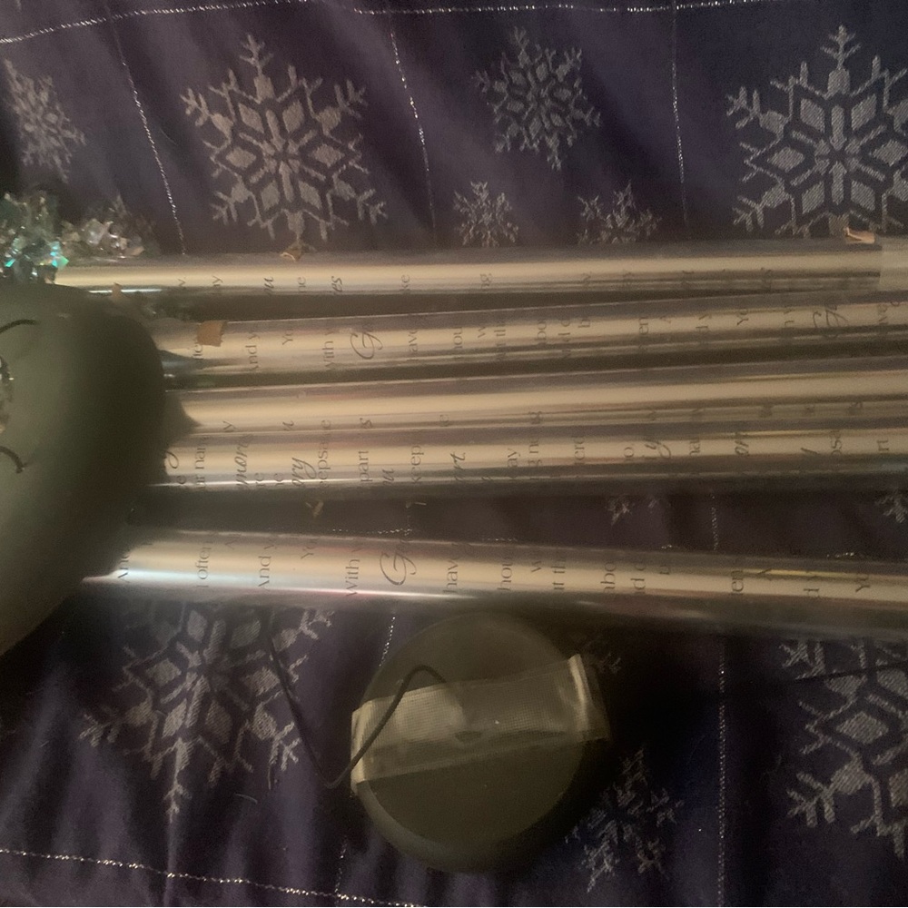 Silver scripted windchime - Picture 2 of 2
